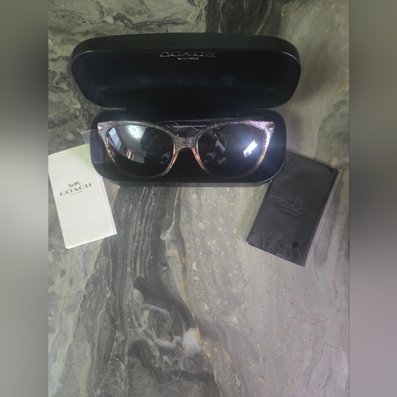 Limited $50 $Coach Women's Cat Eye Mirror Sunglasses Measuring 57/17/135 - Picture 4 of 8